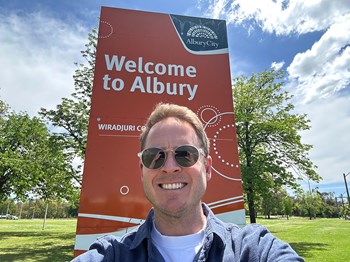 Tom attending a community hub meeting at "Yes Limited" in Albury - Albury, NSW - November 2025