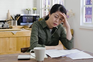 Can the insurer reduce my income protection payments if I get a lump sum payment?